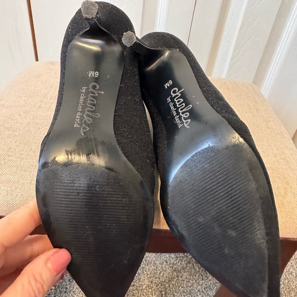 Charles by Charles David Black Ankle Booties Silver Shimmer Size 6 Sock Style - Picture 8 of 13